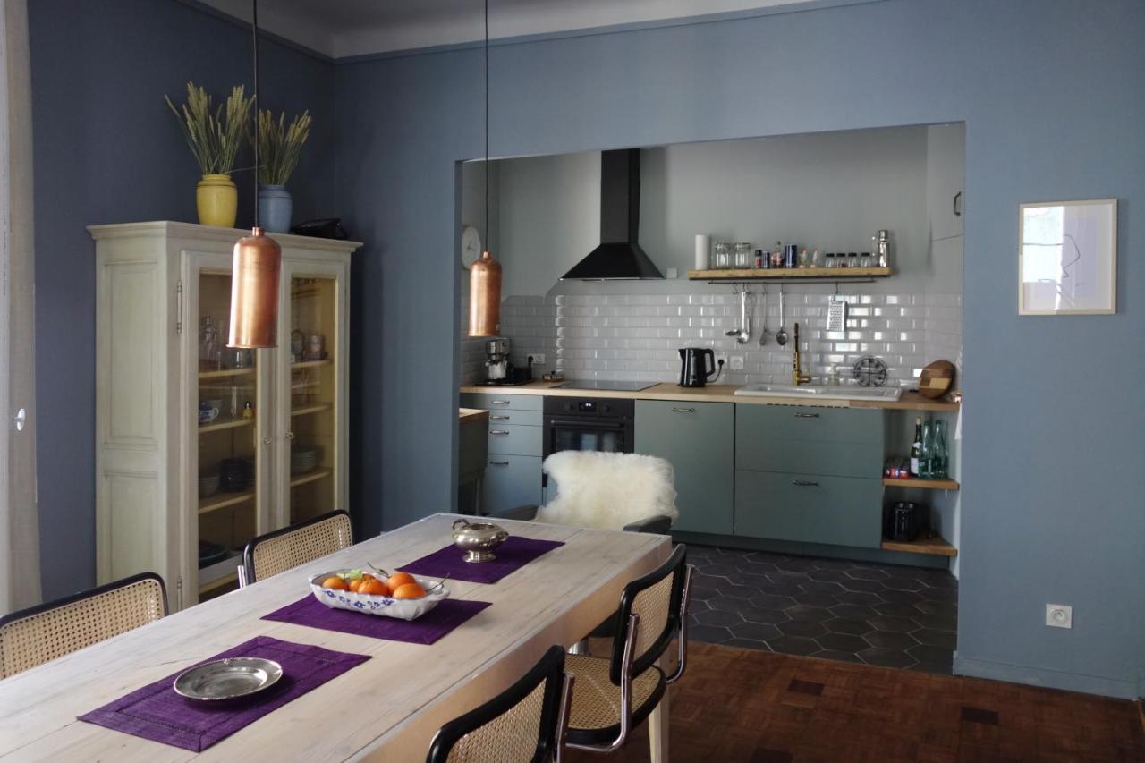 Modern, Traditional , Bright And Stylish Appartement Nisa Exterior foto