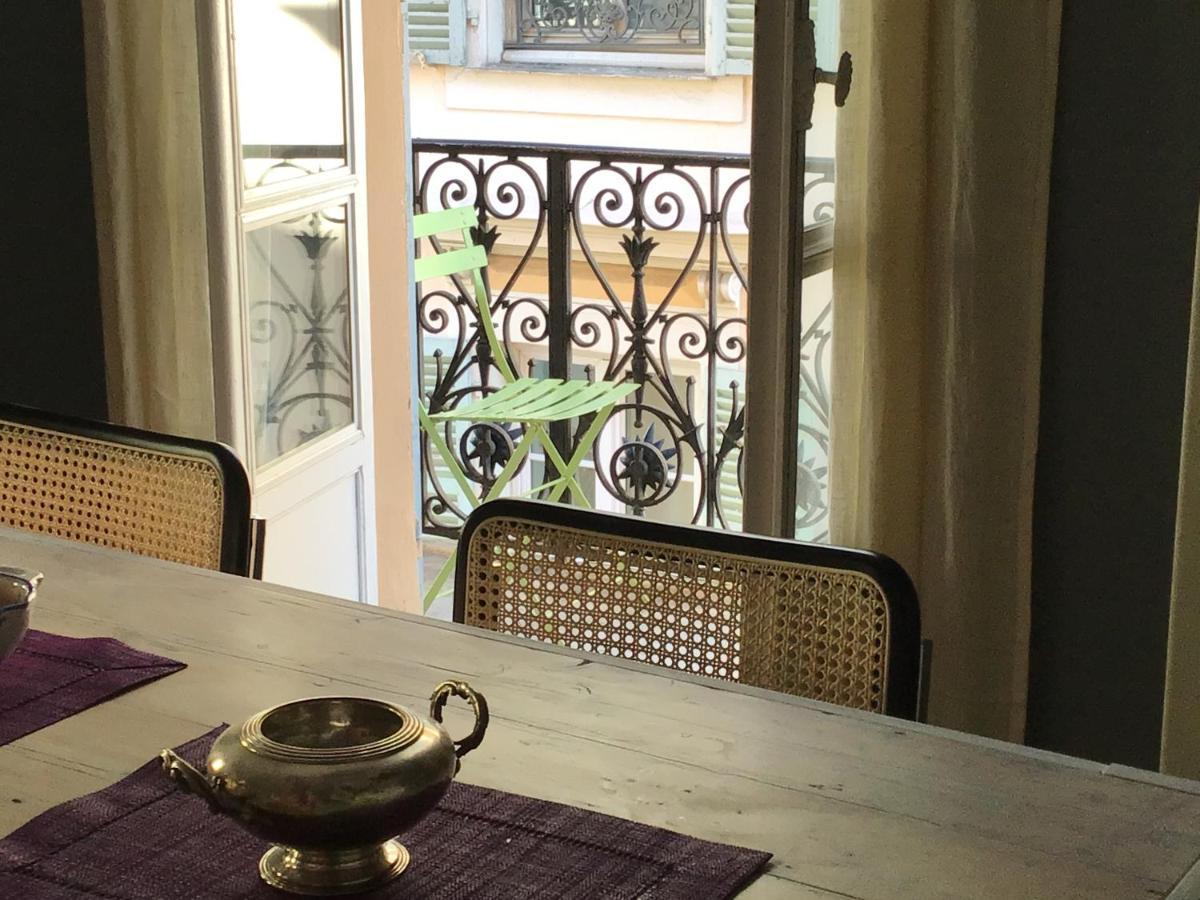 Modern, Traditional , Bright And Stylish Appartement Nisa Exterior foto